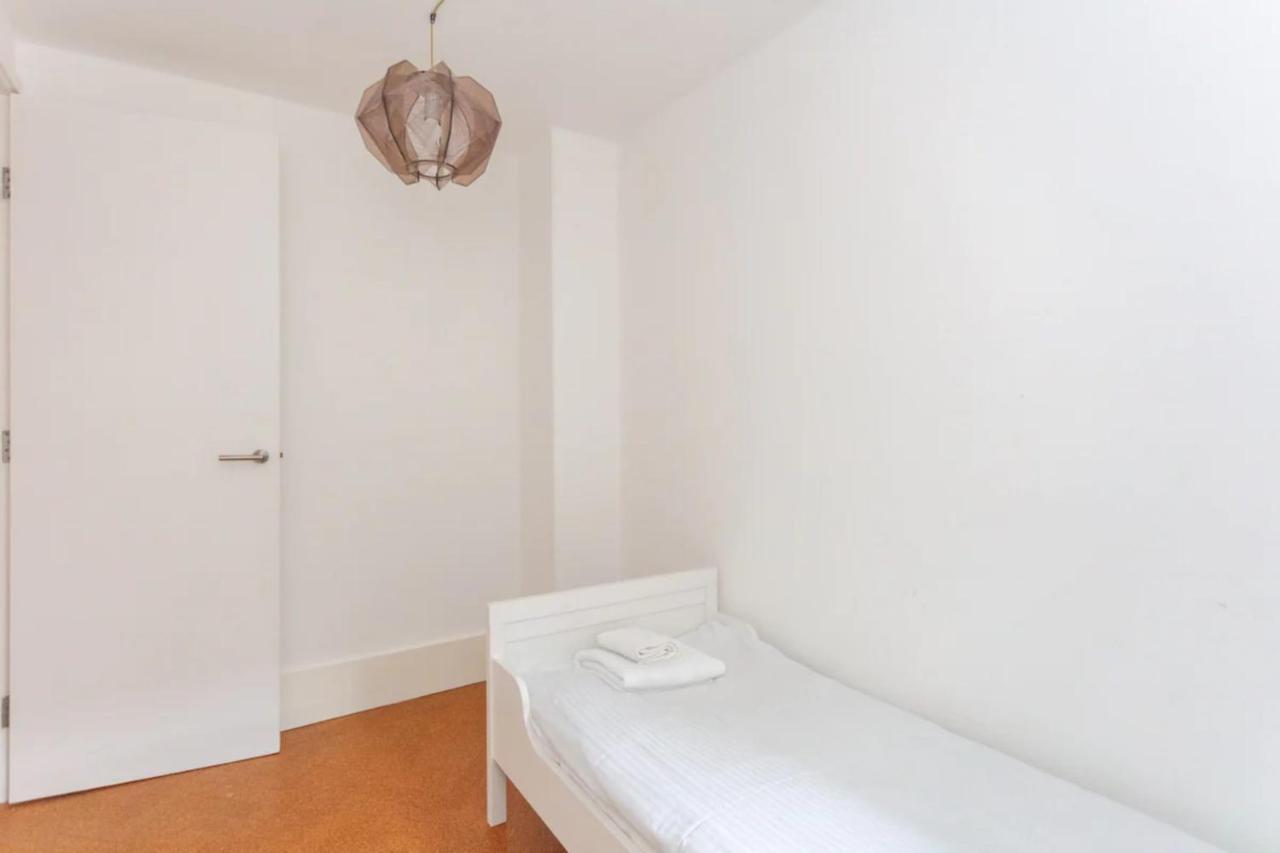 Peaceful 2 Bedroom Apartment In Central Londra Esterno foto